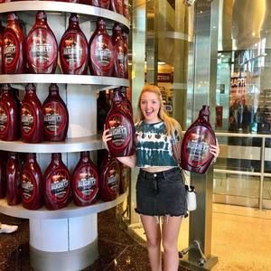 Meet your Posher, Madelin
